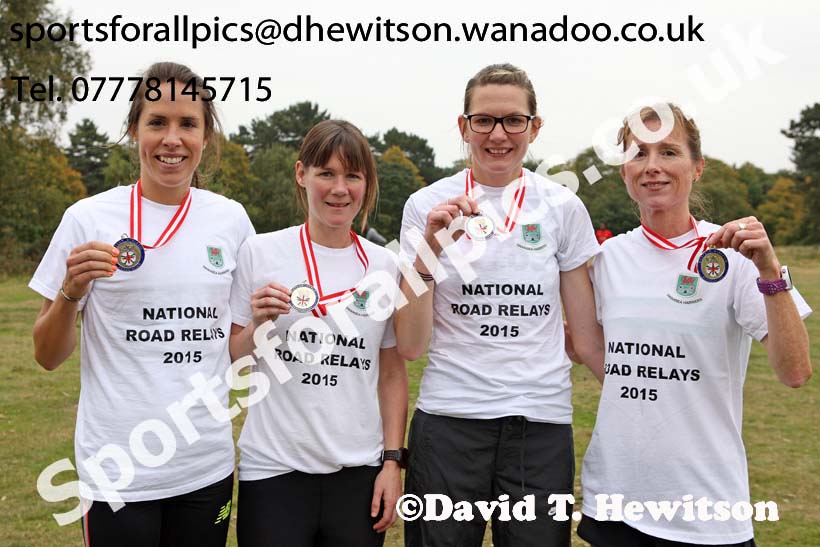 Senior womens 4 stage road relay, English National 6 and 4 Stage Road Relays, Sutton Park, Birmingham. Photo: David T. Hewitson/Sports for All Pics